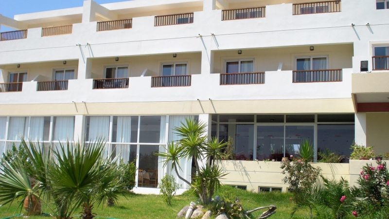 מלון Evripides Village 4*