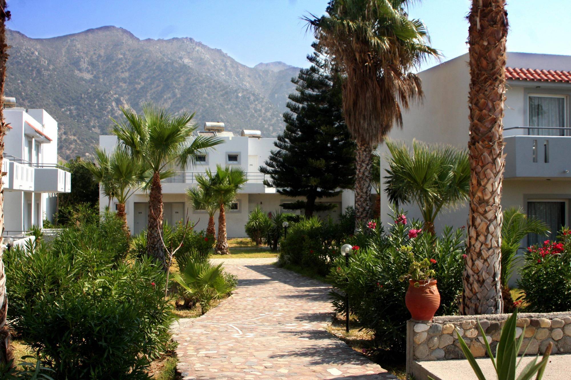 מלון Evripides Village Kardamena (Kos)